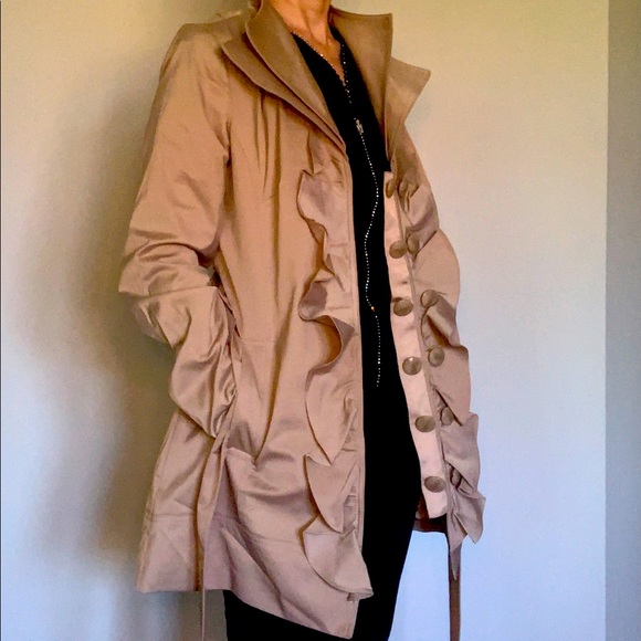 Spring Coat - Picture 3 of 3